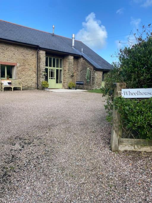 The Wheelhouse At Hewish Mill Villa Bittadon Exteriör bild